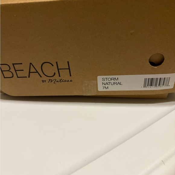 Cozy Beige Fleece Slippers - Picture 7 of 7